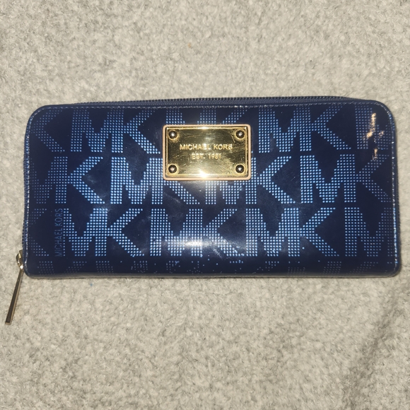 Michael Kors Navy Logo Wallet with Gold Accents - Picture 1 of 6